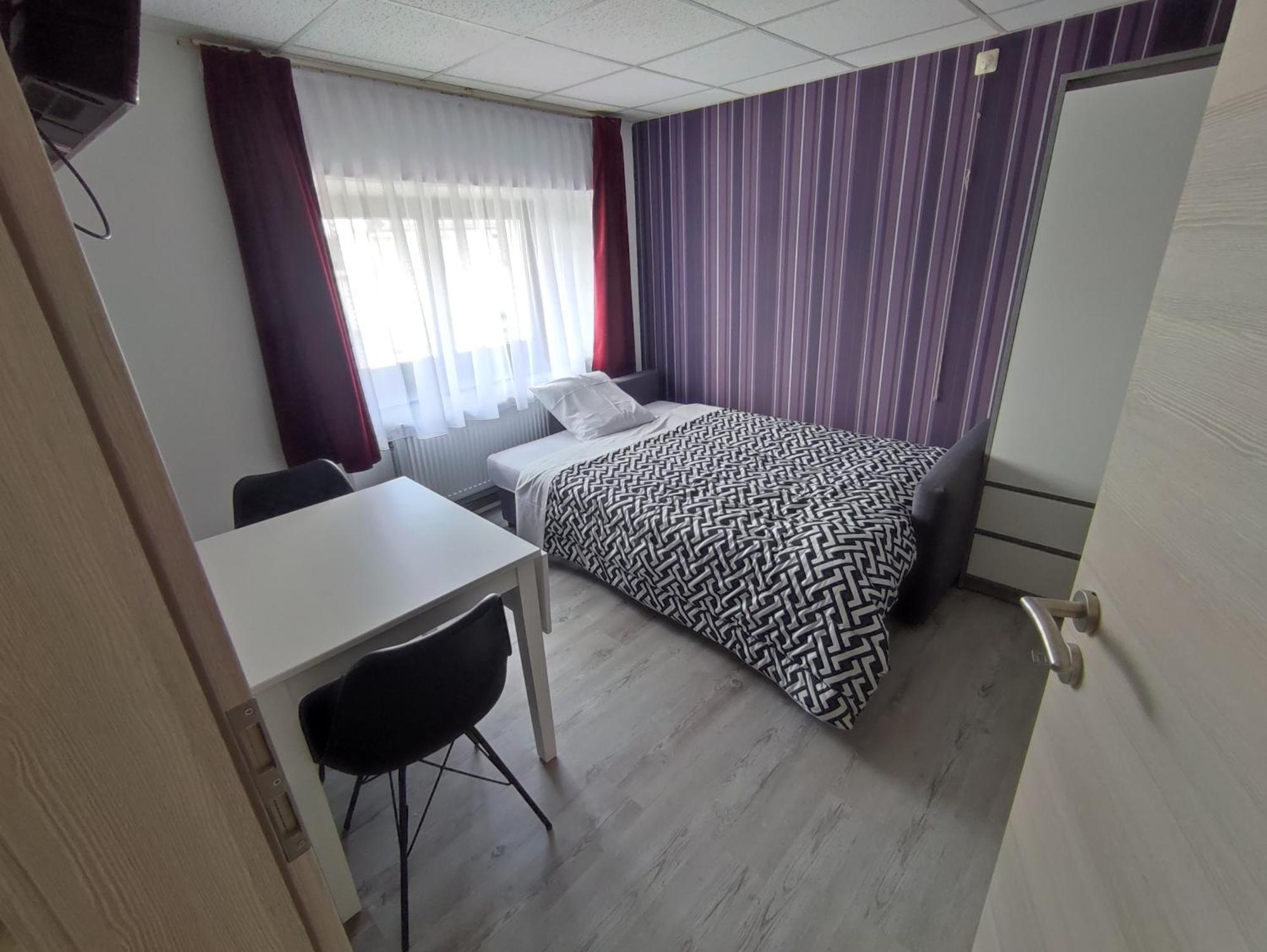 Chez Phil Hotel Robertville Bilik gambar